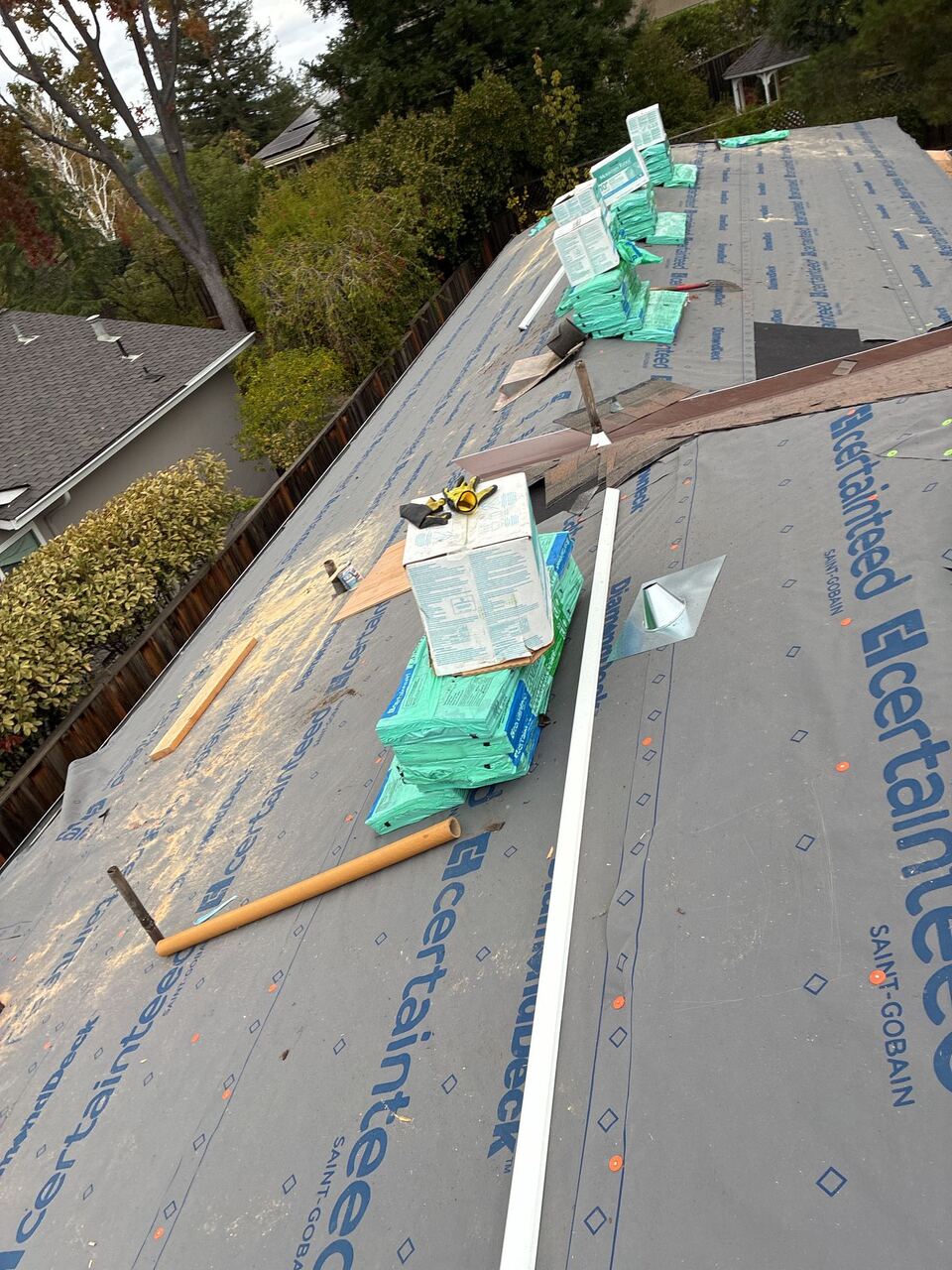 CertainTeed DiamondDeck underlayment installed before shingle