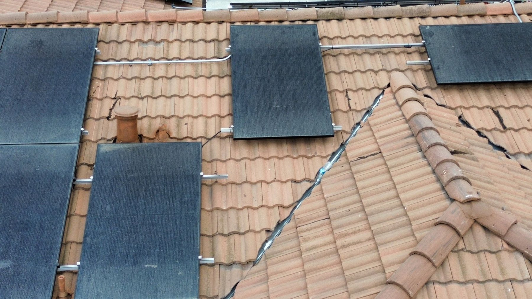 Tile roof replacement Robertsville San Jose by Keith Roofing